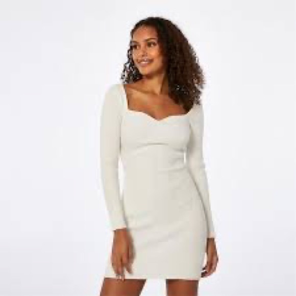 H&M Dresses & Skirts - H&M Long Sleeve Ribbed dress in cream color